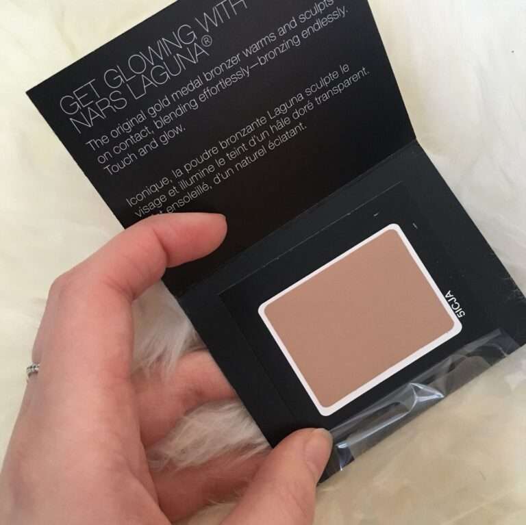 Free NARS Laguna Bronzing Powder Sample