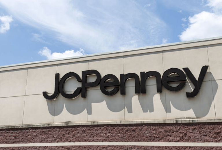 JCPenney Rewards Members: Get a $24.99 Discount on a $25 Purchase with the “Power of a Penny” Coupon