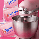 Sweet Holiday Giveaway: Win a Pink KitchenAid Mixer!