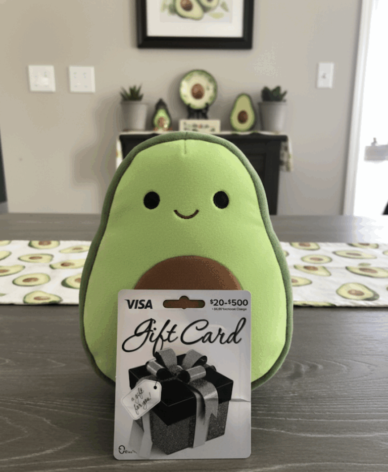 Win $100 Visa Gift Card in the Calavo Growers National Guacamole Day Giveaway