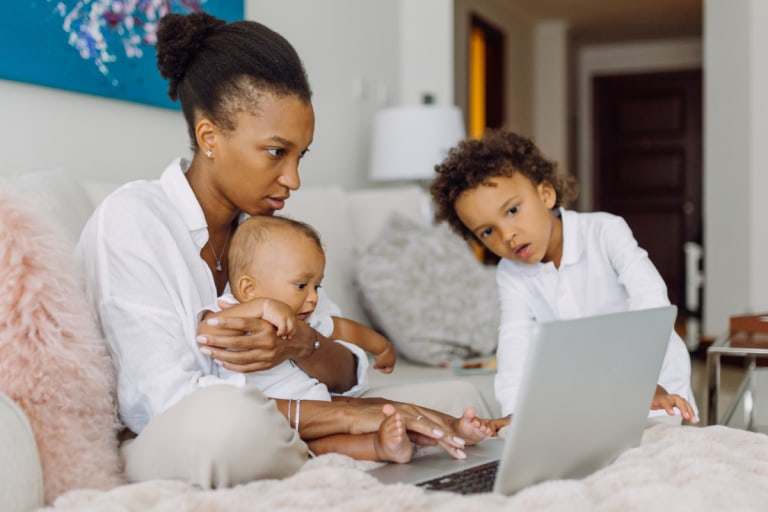 Babylist Holiday Wishlist Giveaway: Win a $250 Visa Card!