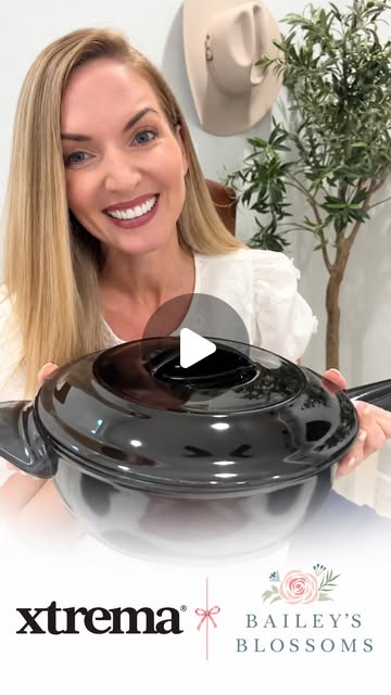 Win Xtrema Cookware & a $500 Bailey’s Blossoms Card