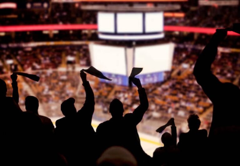 Upper Deck NHL My MVP: Win Your Own Card & Playoff Trip!
