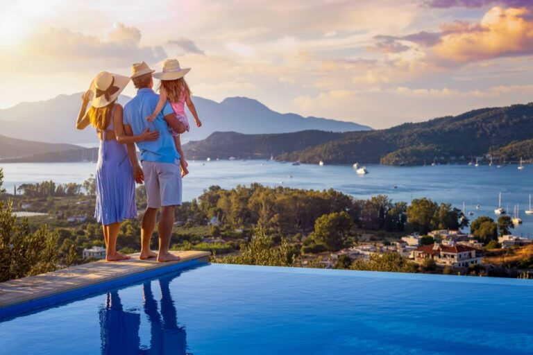 Wyndham Wander Your Way: Greece Trip + 1,500 Instant Prizes